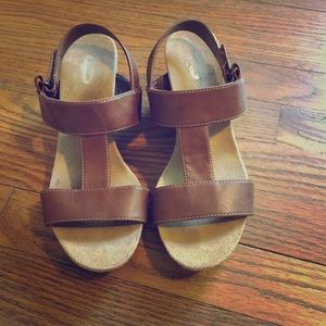 dr scholls social wedge sandal